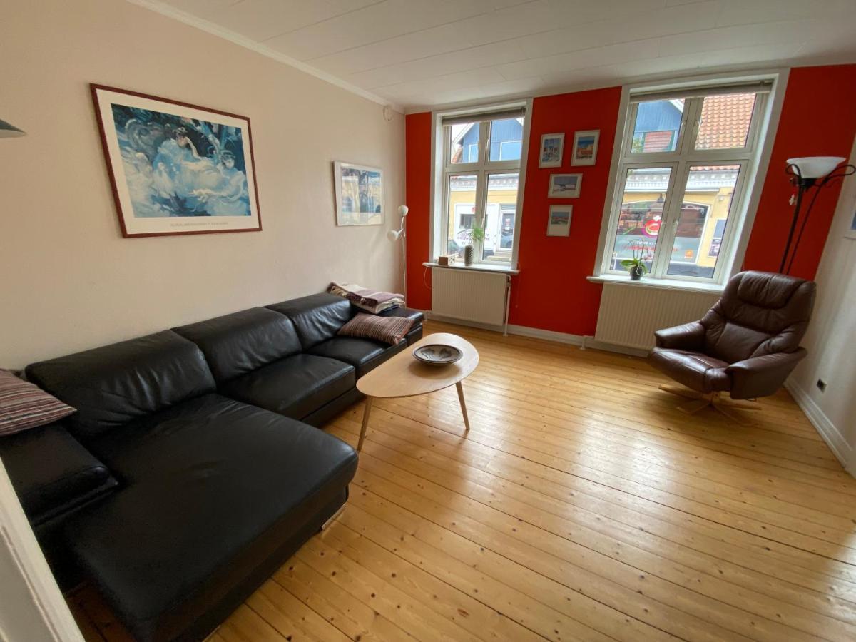 Apartamento Oasen Ved Centrum Frederikshavn Exterior foto